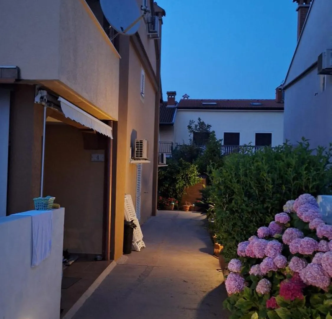 Guest House Mafi Rovinj 2*,